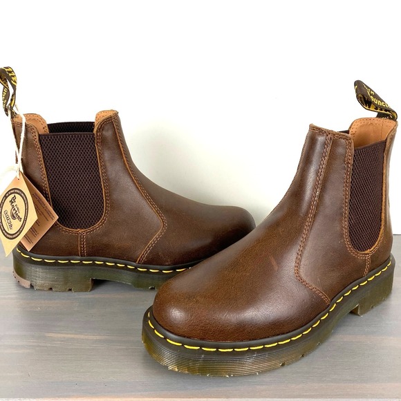 Dr. Martens Chelsea Boots Crazy Horse Brown Leather W8 M7 Slip Resistant NEW - Picture 1 of 13